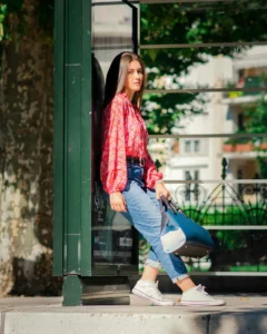 استایلروزمره شیک با لباس ساده